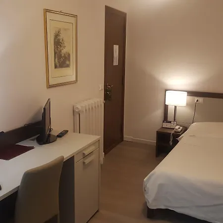 Rosetta Tapestry Collection By Hilton Hotel