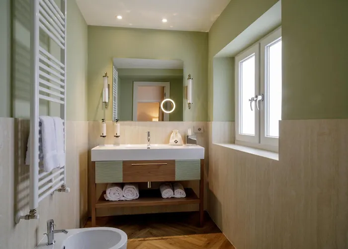 Hotel Rosetta Tapestry Collection By Hilton