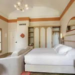 Rosetta Tapestry Collection By Hilton Hotel Perugia