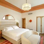 Rosetta Tapestry Collection By Hilton 5* Perugia