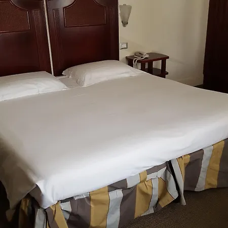 Отель Rosetta Tapestry Collection By Hilton