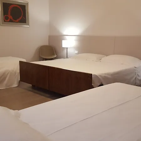 Rosetta Tapestry Collection By Hilton