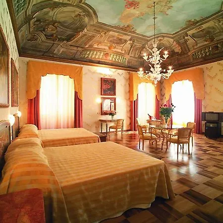 Rosetta Tapestry Collection By Hilton 5*