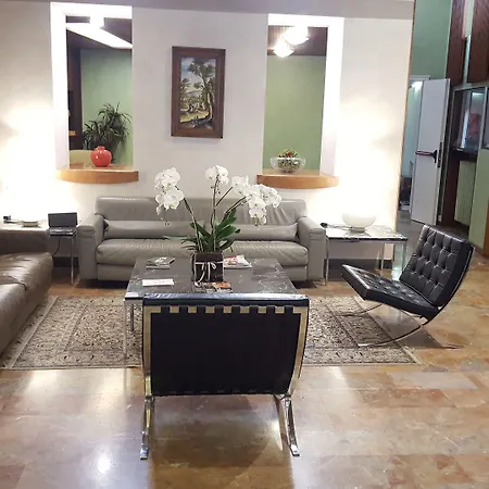 Rosetta Tapestry Collection By Hilton מלון