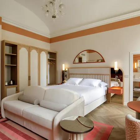 Rosetta Tapestry Collection By Hilton Pérouse