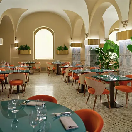 Rosetta Tapestry Collection By Hilton 5* Perugia