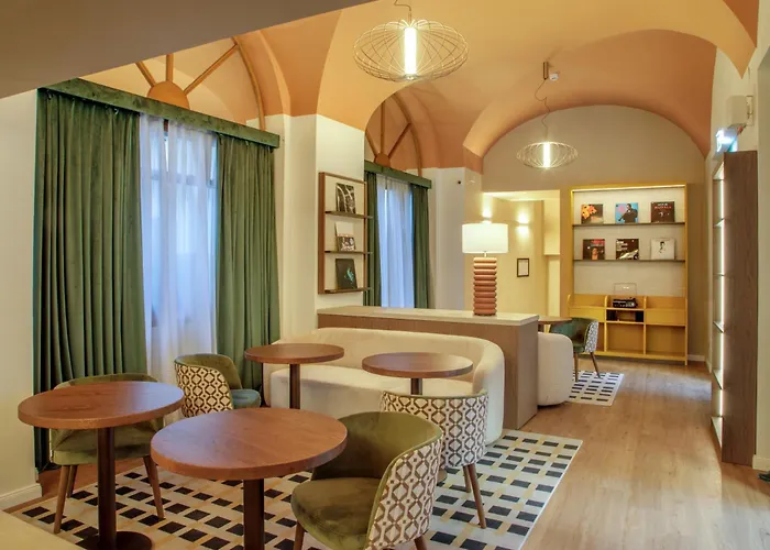 Hotel Rosetta Tapestry Collection By Hilton Perugia