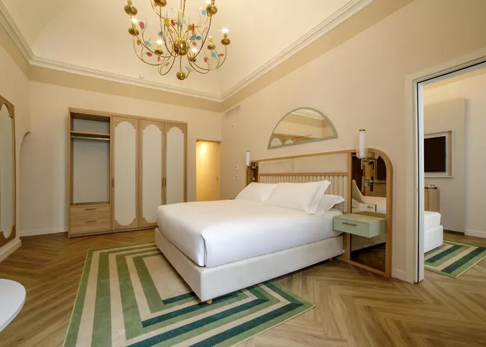 Rosetta Tapestry Collection By Hilton Hotel Perúgia