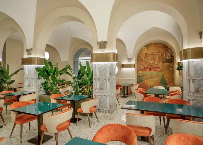 Rosetta Tapestry Collection By Hilton Hotel Perugia